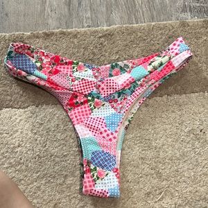 Bikini bottoms